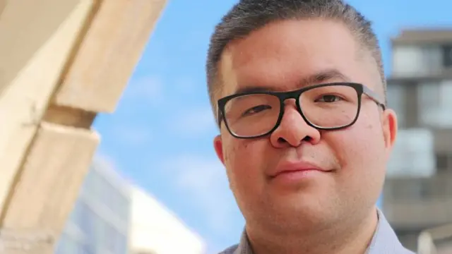 ওজমন্ড চিউ সেনেটের শুনানিতে তার অভিজ্ঞতাকে ১৯৫০ দশকের যুক্তরাষ্ট্রে কুখ্যাত ম্যাকার্থিজমের সাথে তুলনা করেন