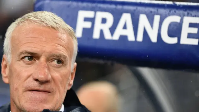 ১৯৯৮ তে বিশ্বকাপ জেতার অভিজ্ঞতা রয়েছে ফরাসী কোচ দিয়ের দেশম্পের