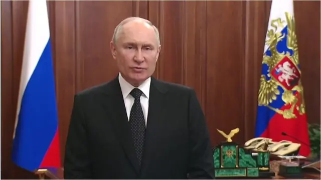 俄罗斯总统普京周六（6月24日）在紧急电视讲话中表示，瓦格纳集团的"武装叛变"是叛国行为，对国家和人民"背后捅刀"