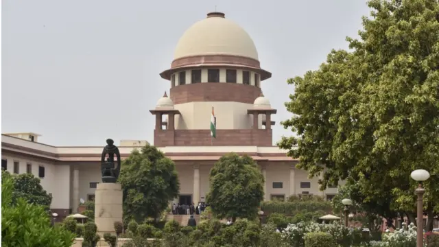 પ્રતીકાત્મક તસવીર