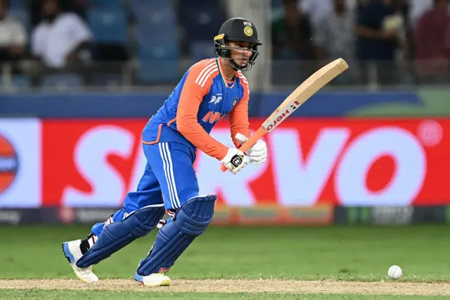 অভিষেক মূলত ভারতকে একটা উড়ন্ত সূচনা এনে দিয়েছেন