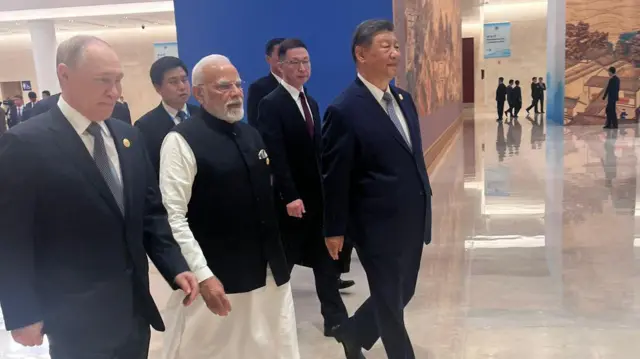 ट्रंप मोदी