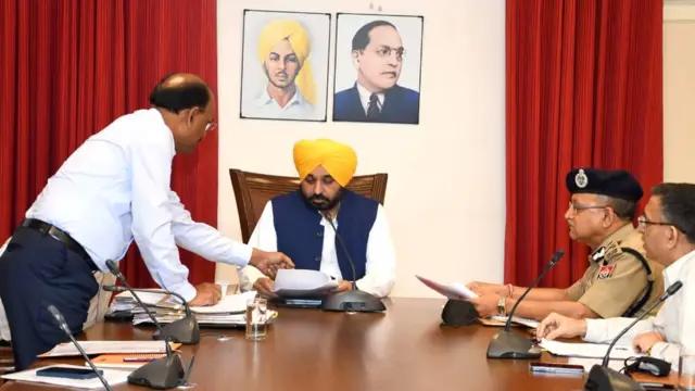 पंजाब, मोहाली में विस्फोट