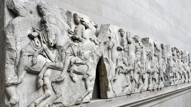 این مجسمهها را لرد الگین از معبد پارتنون در یونان به بریتانیا برد