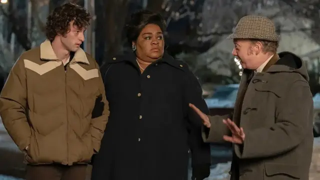 Trois acteurs à l'écran