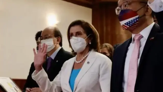 তাইওয়ান পার্লামেন্টে ভাষণ দিয়েছেন ন্যান্সি পেলোসি।