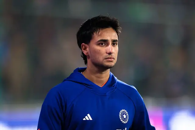 நமீபியாவுக்கு எதிரான போட்டியில் அபிஷேக் ஷர்மா விளையாடவில்லை