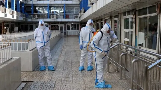 ضدعفونی کردن بازارها در هرات