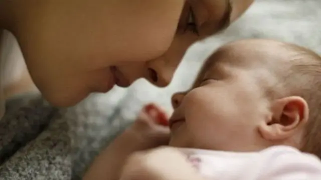 બાળક અને માતા