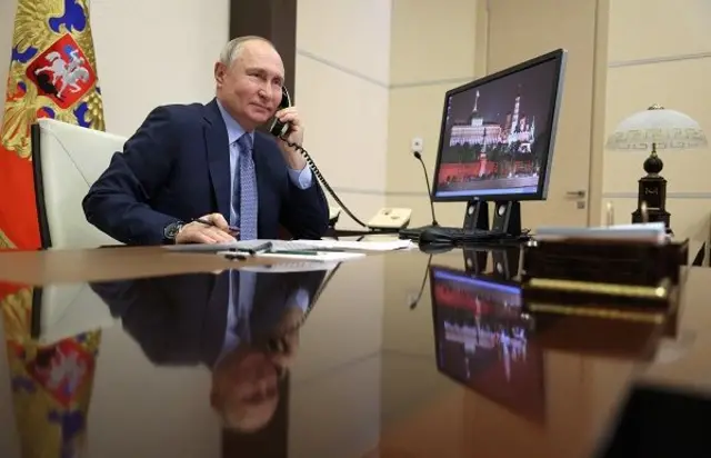 Россия Президенти Владимир Путин телефонда