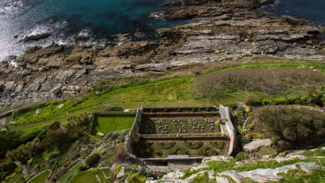 Сади острова