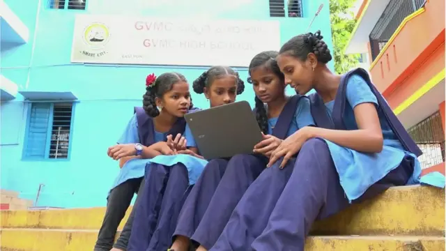 డిజిటల్ క్లాసులు