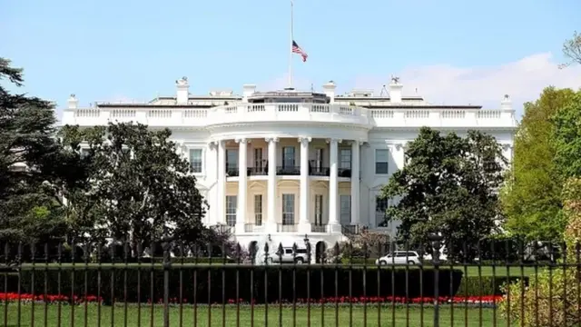 అమెరికా అధ్యక్ష కార్యాలయం