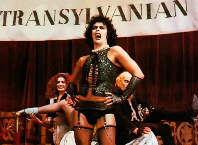 Zasnovan na pozorišnom mjuziklu iz 1973. godine, Roki horor je prvobitno doživeo debakl; ali u međuvremenu je uvršćen u Američki nacionalni filmski registar Kongresne biblioteke