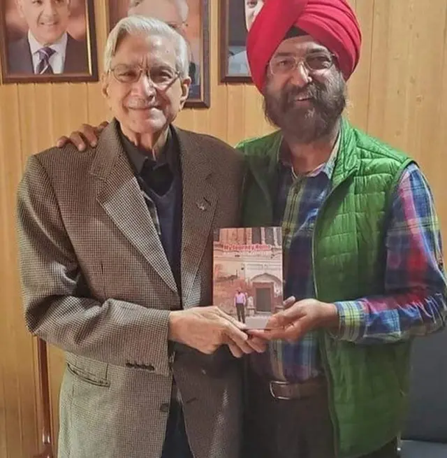 ડૉક્ટર તરુણજિતસિંહ બોતાલિયા અને મહમૂદ બશીર વર્ક