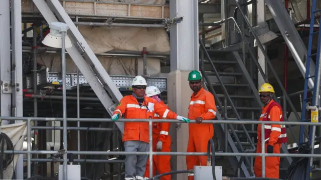 সৌদিতে কর্মরত বিদেশি শ্রমিকদের মধ্যে সবচেয়ে বেশি ভারতেরই নাগরিক