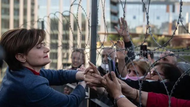 Kaftancıoğlu 31 Mayıs'ta Silivri Cezaevi'ne gönderilmiş, işlemlerin ardından denetimli serbestlik kapsamında serbest bırakılmıştı