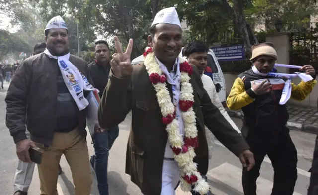 पिछले विधानसभा चुनाव में नामांकन भरने के बाद रोहित महरौलिया