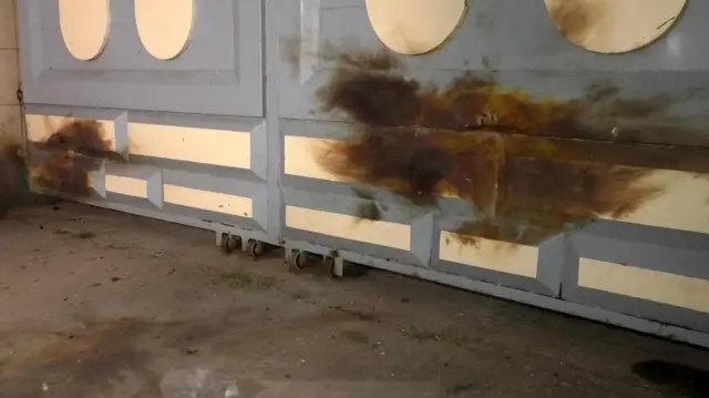 সম্প্রতি যশোরের বিএনপি নেতা অনিন্দ্য ইসলামের বাড়িতে ককটেল হামলা