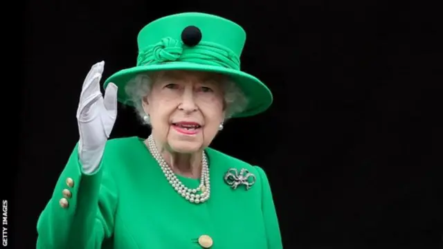All football in England off following death of Queen Elizabeth II