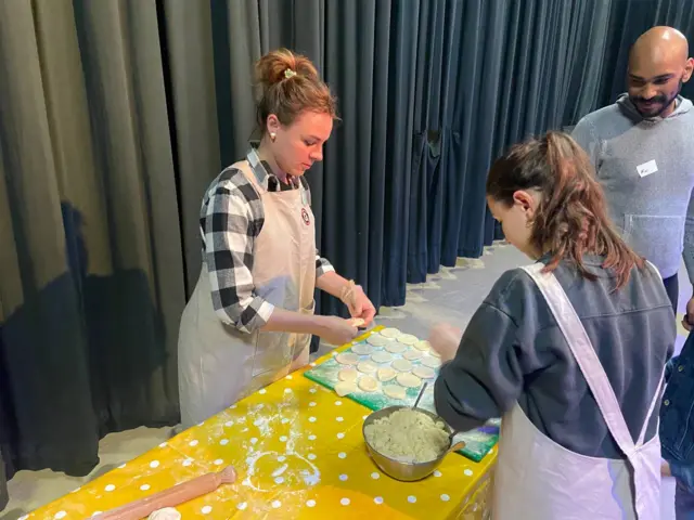 Софія і Оля