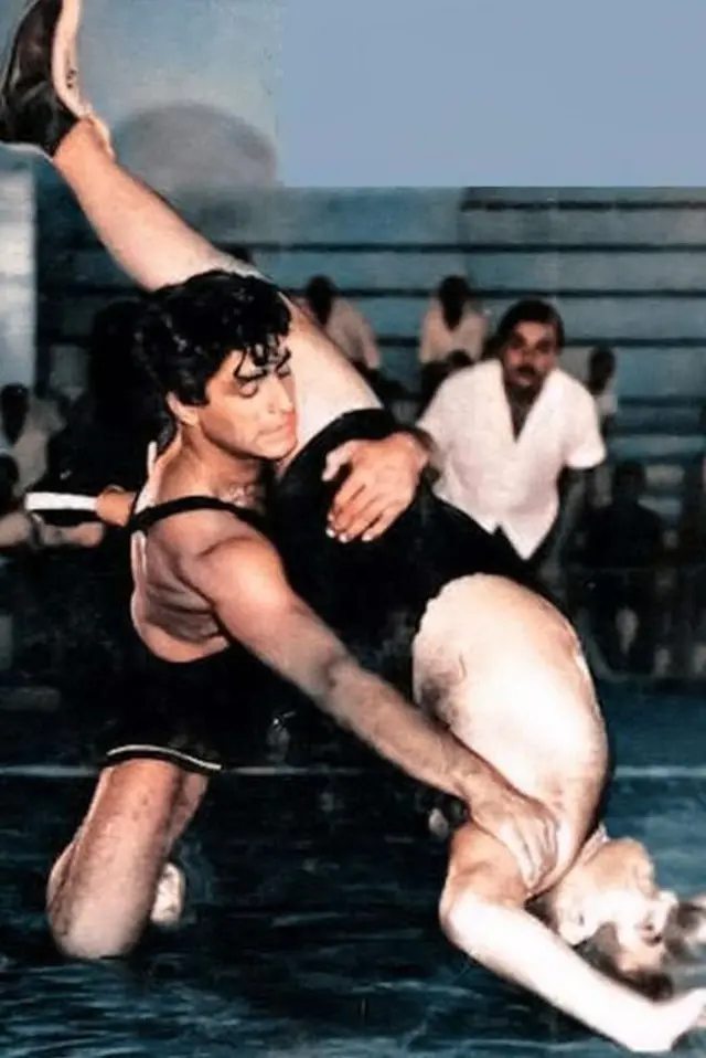 فردین از معدود افرادی است که هم در کشتی آزاد و در هم در کشتی فرنگی در سطح ملی به عنوان قهرمانی رسید