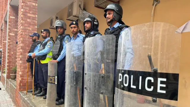 पाकिस्तान 