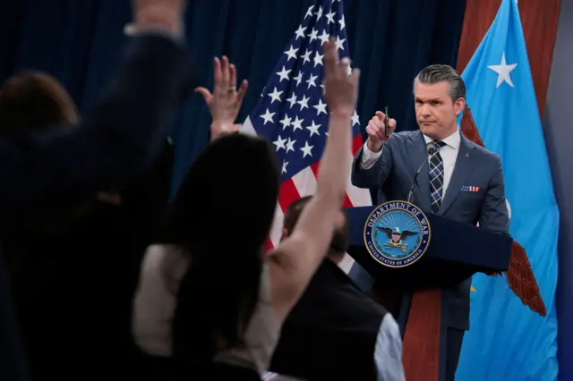 پیت هگست، وزیر دفاع امریکا