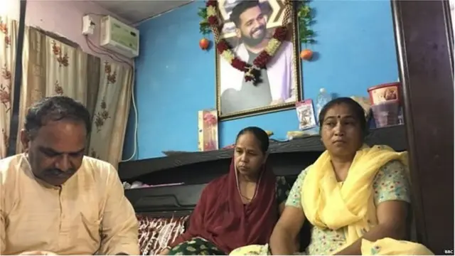 यशपाल सक्सेना, त्यांच्या पत्नी आणि शेजारी