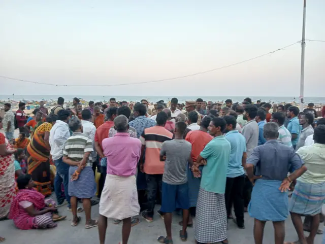 மீனவர்கள் போராட்டம்