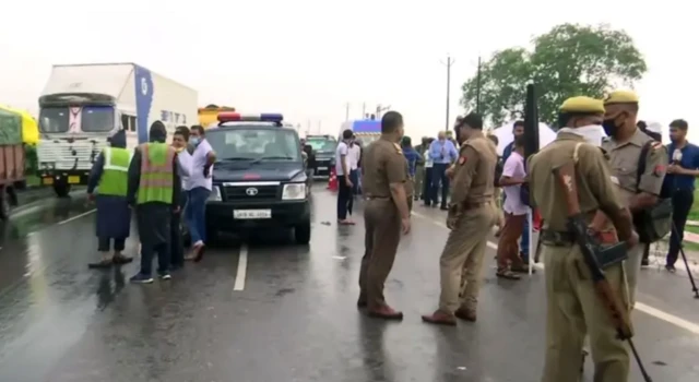 உத்தர பிரதேசம்: மாதந்தோறும் சுமார் 1.5 கோடி ரூபாய் பணம் பறிக்கும் மோசடி வெளிச்சத்திற்கு வந்தது எப்படி?