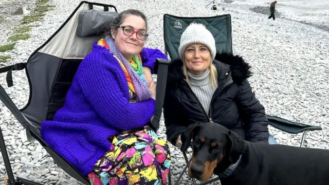 வேல்ஸ், மனிதநேயம், மருத்துவம்