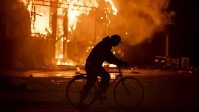 ไฟไหม้ในเมืองมินนีแอโปลิส