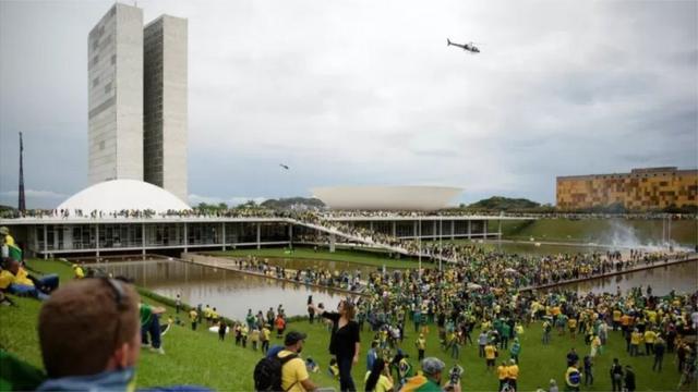 Manifestantes invadem o Congressogoogle betanoBrasília