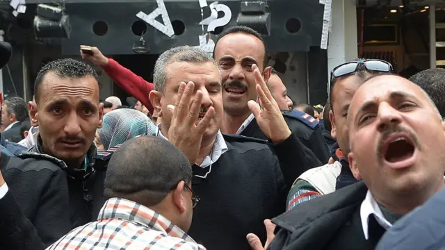 อเล็กซานเดรีย