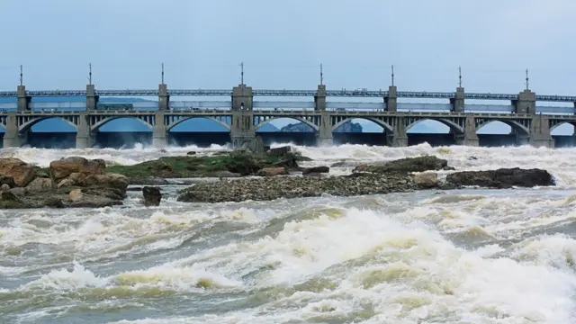 மேட்டூர் அணை