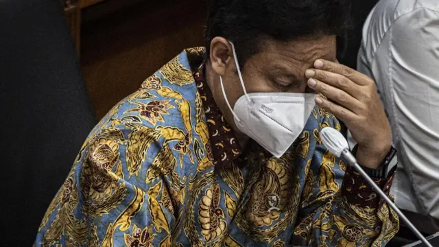 Menteri Kesehatan Budi Gunadi Sadikin mengikuti rapat kerja dan rapat dengar pendapat dengan Komisi IX di Kompleks Parlemen, Senayan, Jakarta, Rabu (2/11/2022).