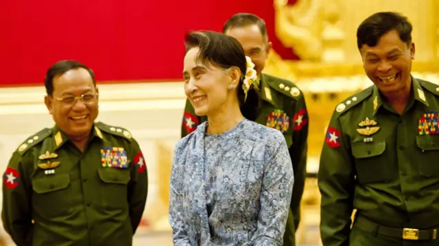 ဖွဲ့စည်းပုံ