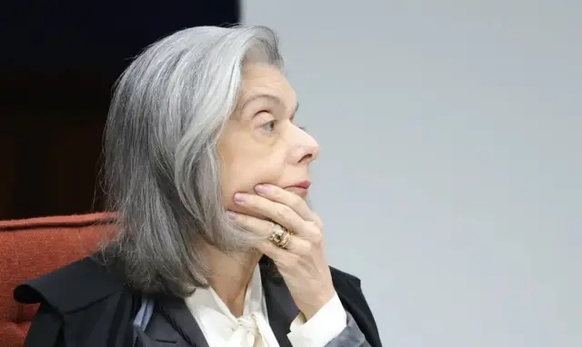 Cármen Lúcia