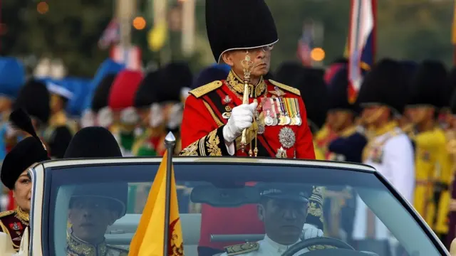 राजा भूमिबल अदुल्यदेज