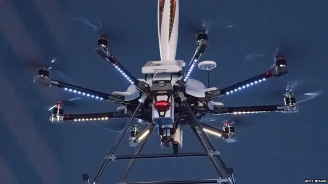 ਕੁਝ ਖ਼ਾਸ ਥਾਂਵਾਂ 'ਤੇ ਨਵੇਂ ਨਿਯਮਾਂ ਮੁਤਾਬਕ ਪੂਰੇ ਤਰੀਕੇ ਨਾਲ ਮਨਾਹੀ ਹੈ