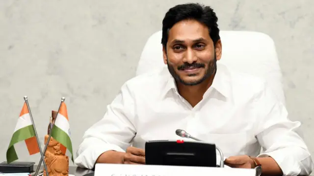 वाईएसआर नेता और आंध्र प्रदेश के पूर्व सीएम जगन मोहन रेड्डी