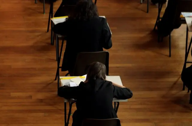 परीक्षा का दबाव (सांकेतिक तस्वीर)