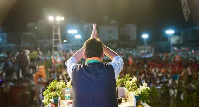 देवेंद्र फडणवीस 