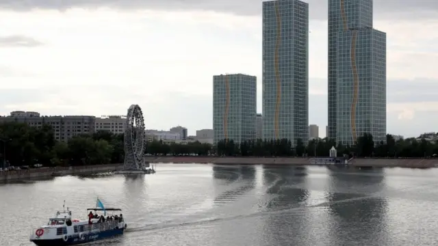 چرا قزاقستان به الفبای لاتین روی آورد؟