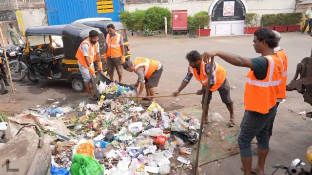 सफाई कर्मचारी