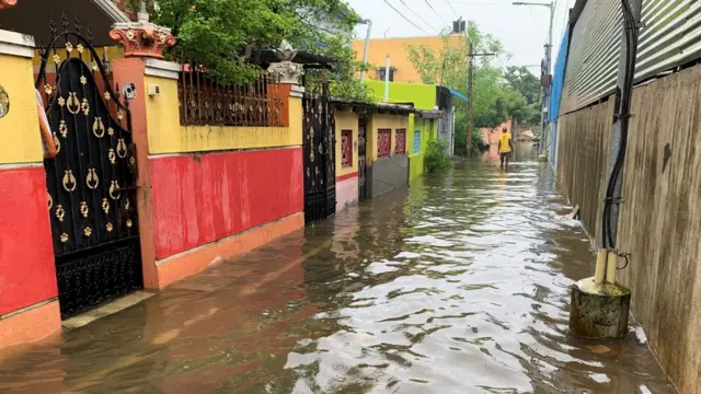 சென்னை வெள்ளம்