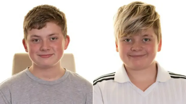 Блејка (лево) задавио је Мејкин, а Тристана Барас