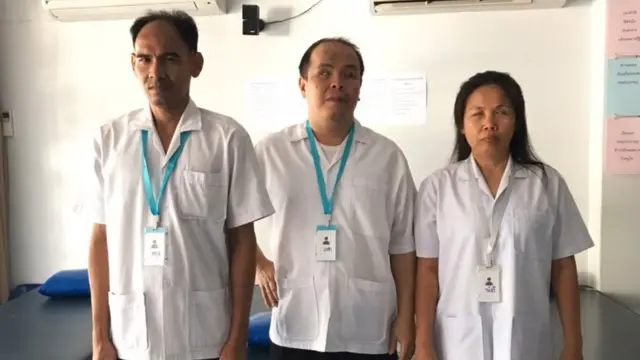 พัชรี และพนักงานนวดของเธออีก 2 คน