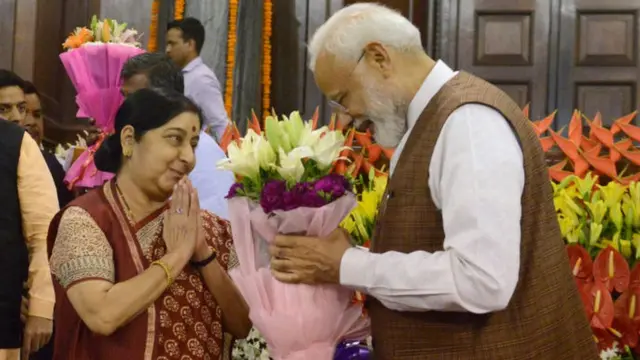 சுஷ்மா ஸ்வராஜ் மற்றும் நரேந்திர மோதி